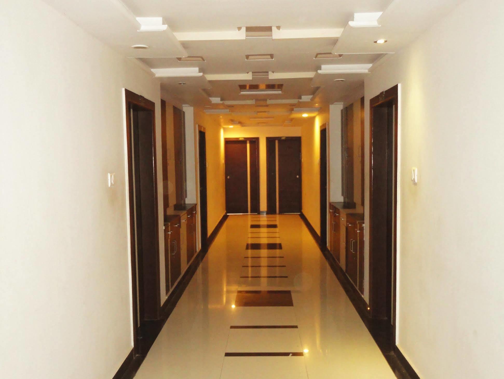 Hotel Rudra Plaza Дварка Экстерьер фото